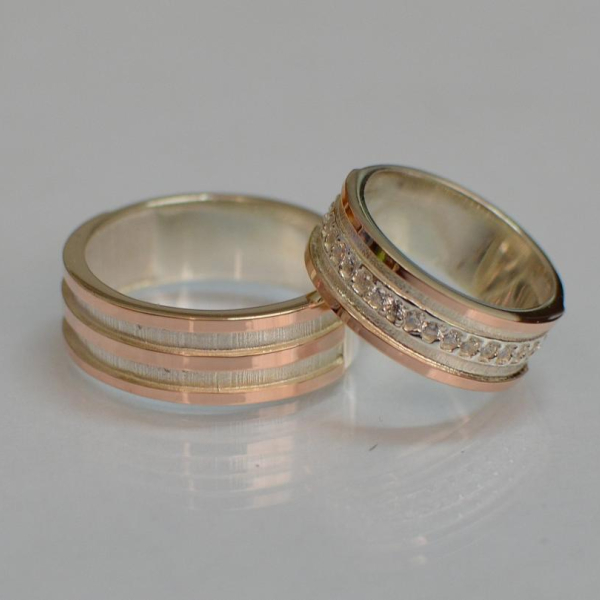 Пара обручок зі срібла