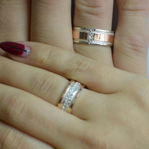 Пара обручок із срібла