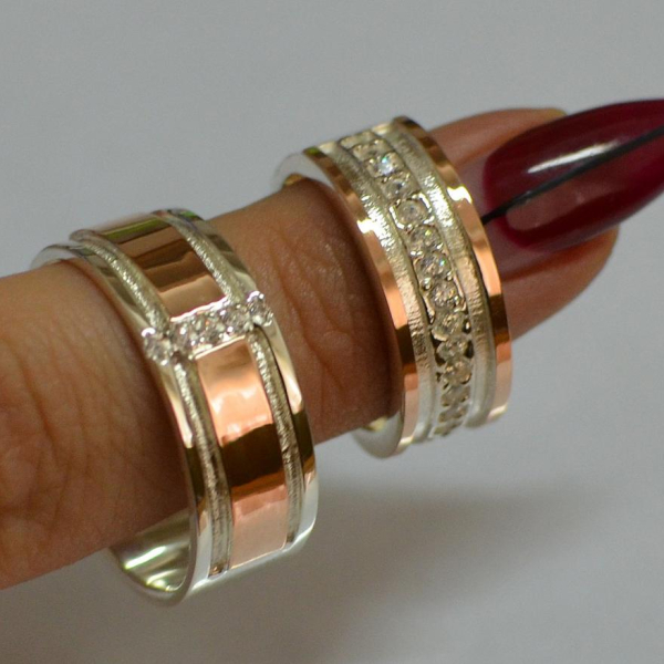 Пара обручок із срібла