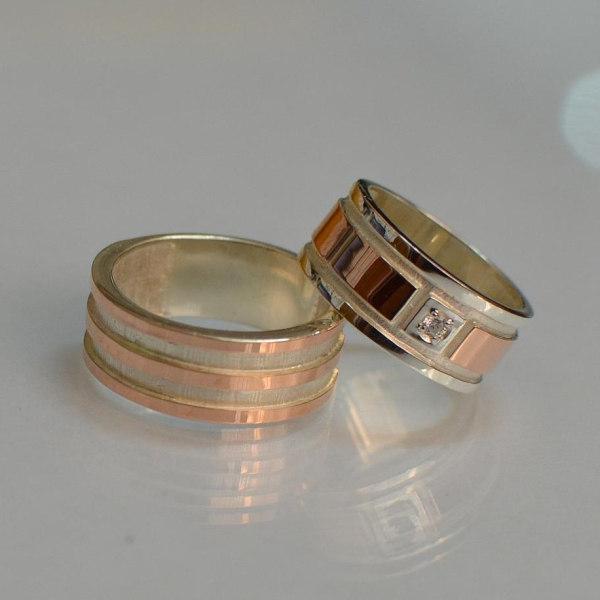 Пара обручок зі срібла