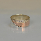 Обручальное кольцо из серебра с золотом