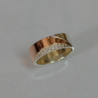 Обручальное кольцо из серебра с золотом