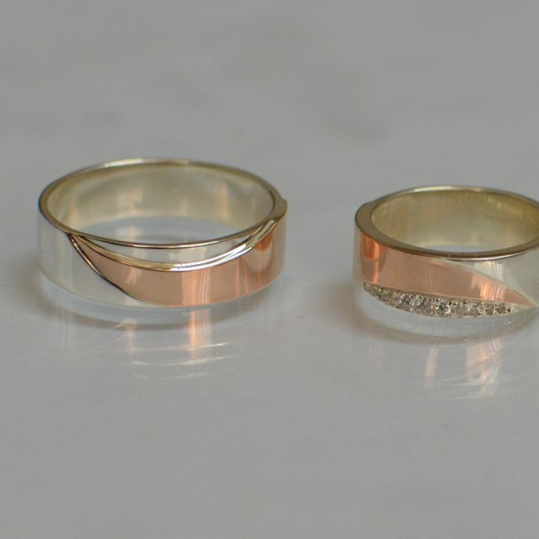 Пара обручок зі срібла