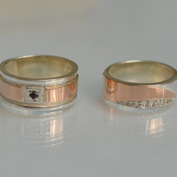 Пара обручок зі срібла