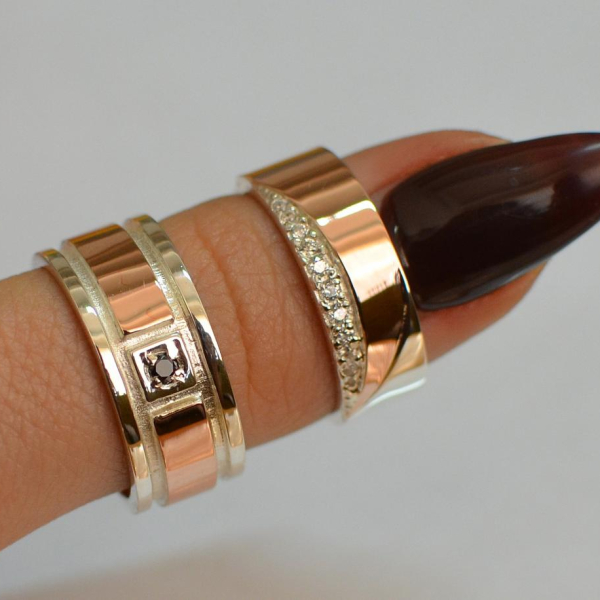 Пара обручок зі срібла