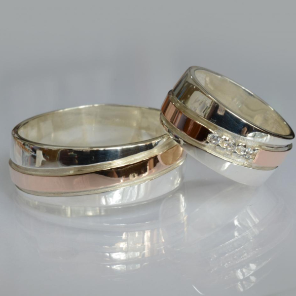 Пара обручок зі срібла