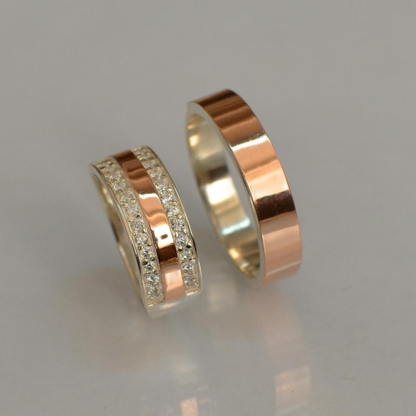 Пара обручок