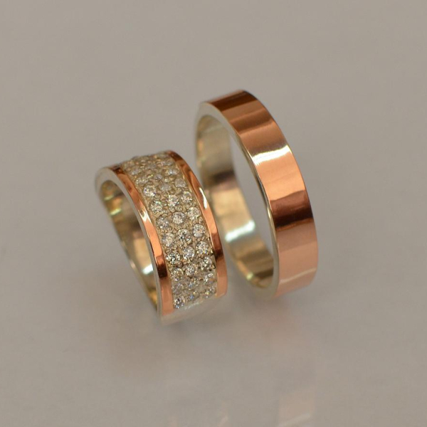 Пара срібних обручок