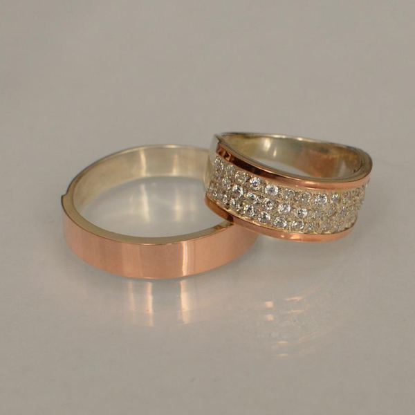 Пара срібних обручок