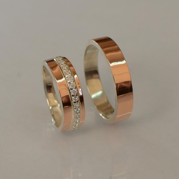 Пара срібних обручок