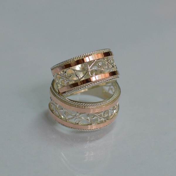 Обручка із срібла з золотом