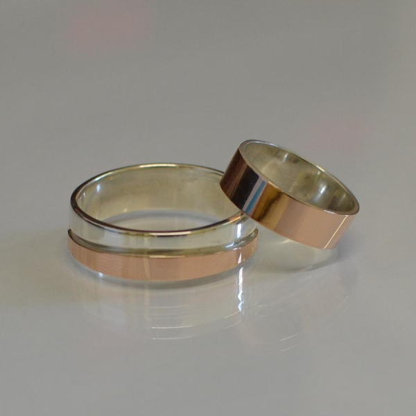 Пара срібних обручок