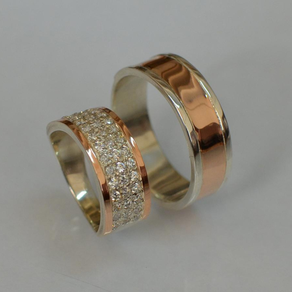 Пара обручок зі срібла