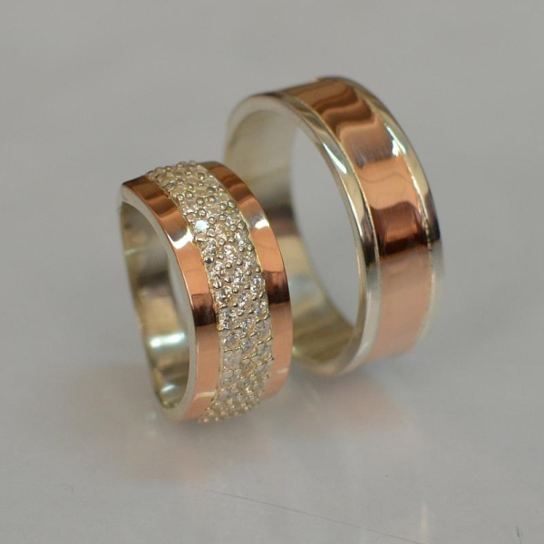 Пара обручок зі срібла