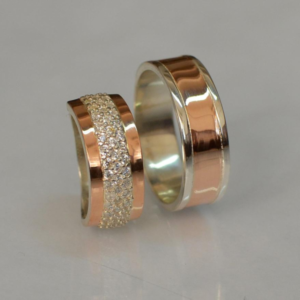 Пара обручок зі срібла