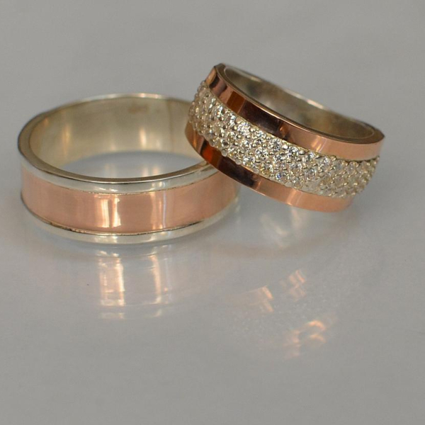 Пара обручок зі срібла