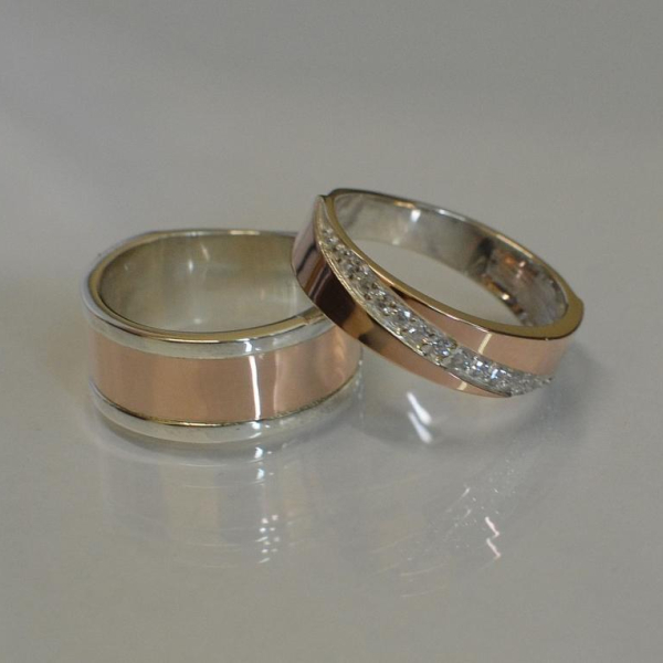 Пара обручок