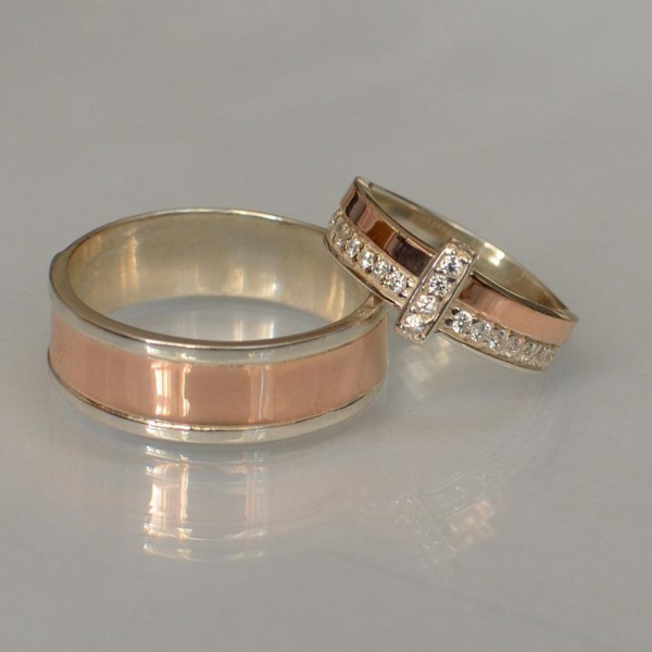 Пара обручок зі срібла