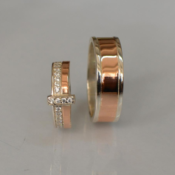 Пара обручок зі срібла