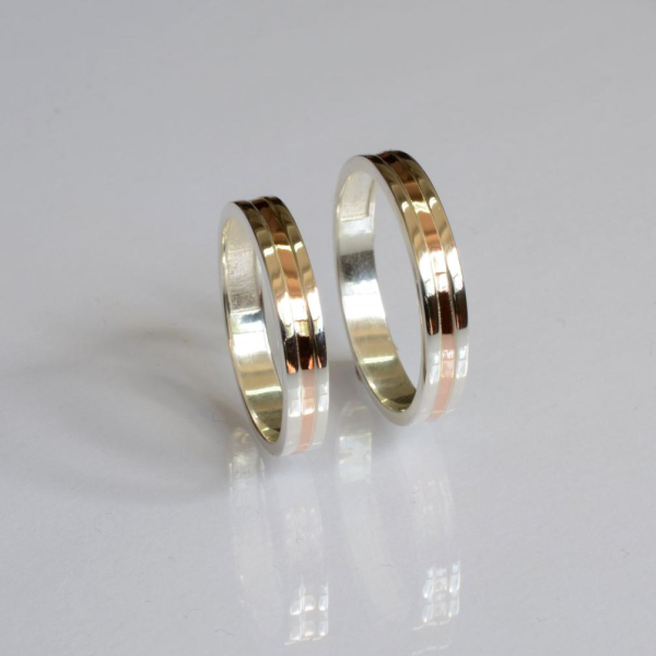 Обручка срібна