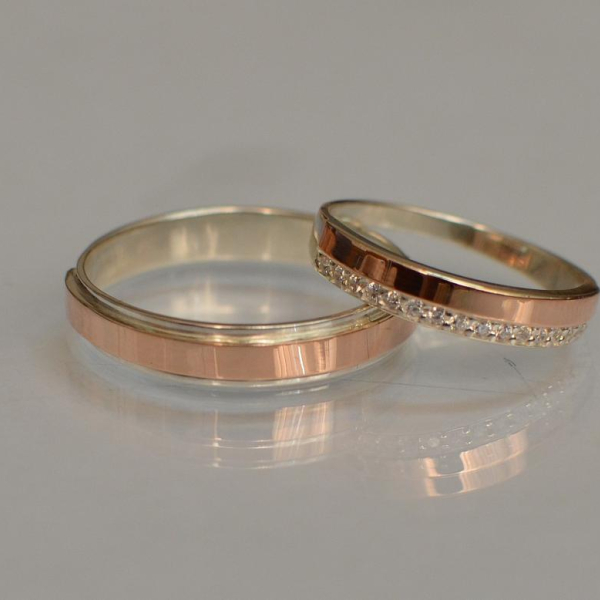 Пара срібних обручок