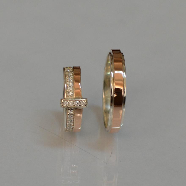 Пара обручок зі срібла