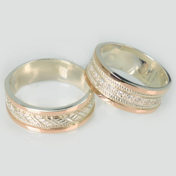 Пара обручок