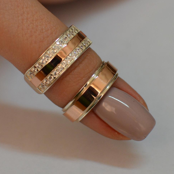 Пара срібних обручок