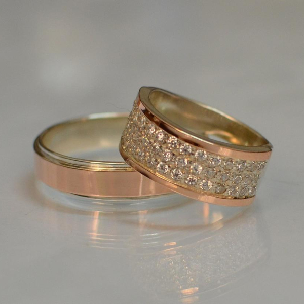 Пара обручок зі срібла