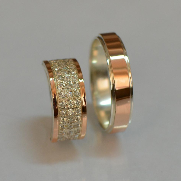 Пара обручок зі срібла