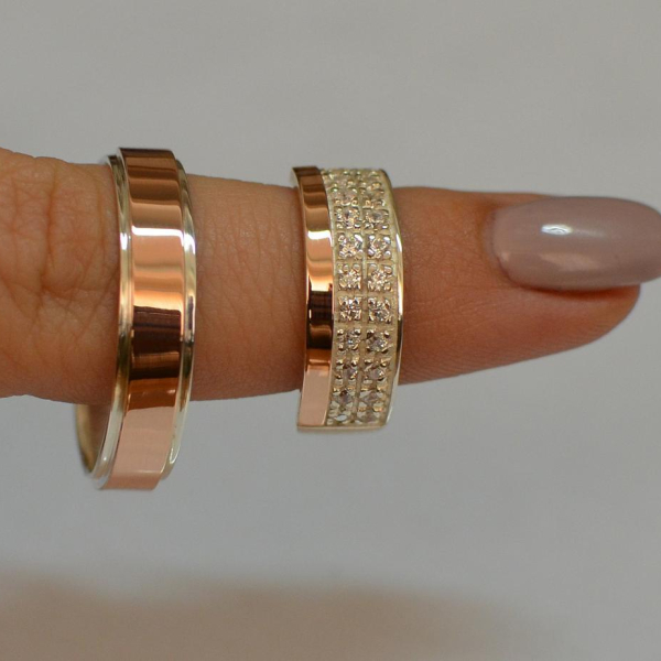 Пара обручок