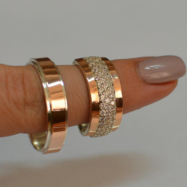 Пара обручок зі срібла