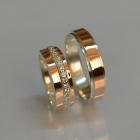 Пара срібних обручок