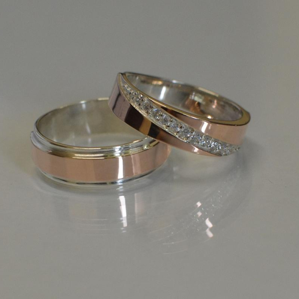 Пара обручок