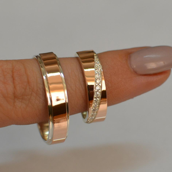 Пара обручок