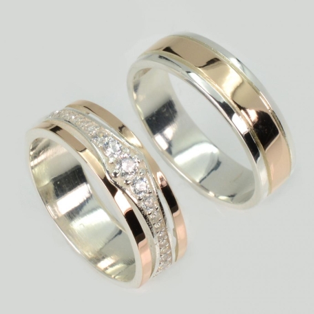 Пара обручок