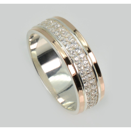 Обручальное кольцо с золотыми пластинами