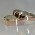 Пара срібних обручок