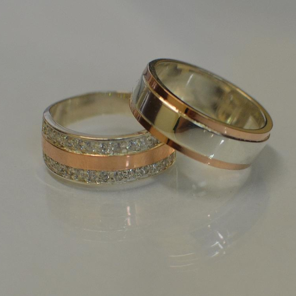 Пара обручок