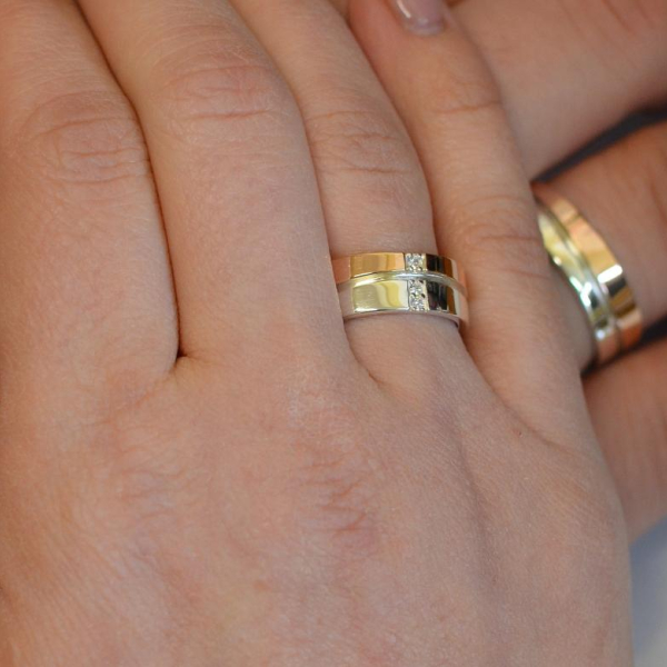 Пара обручок