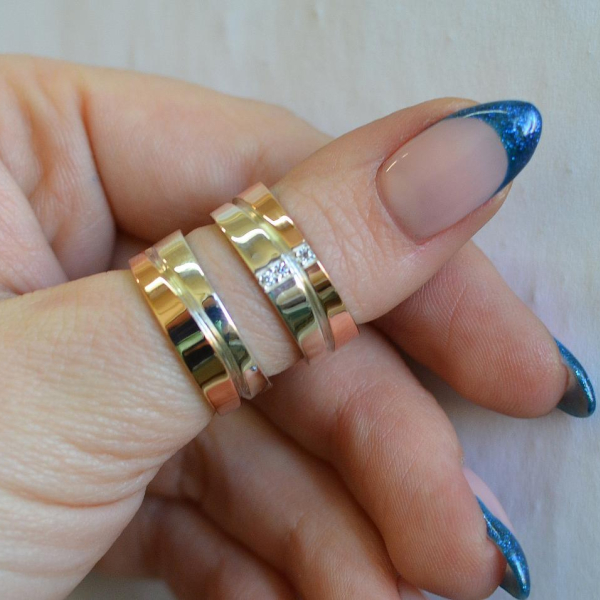 Пара обручок