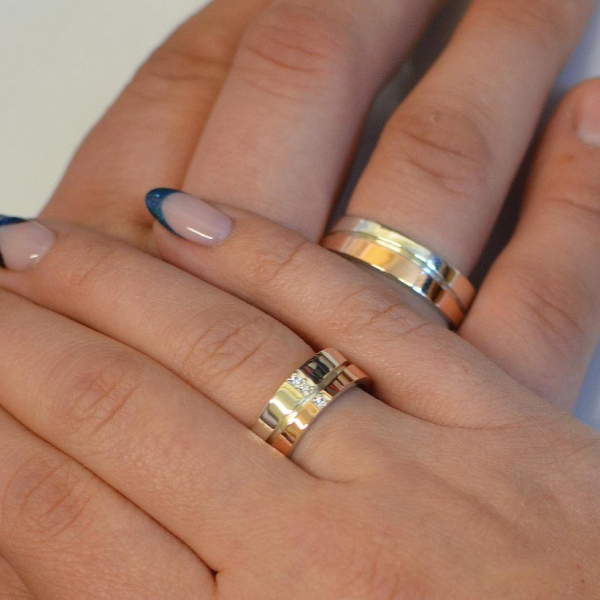 Пара обручок