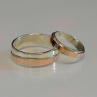 Пара срібних обручок