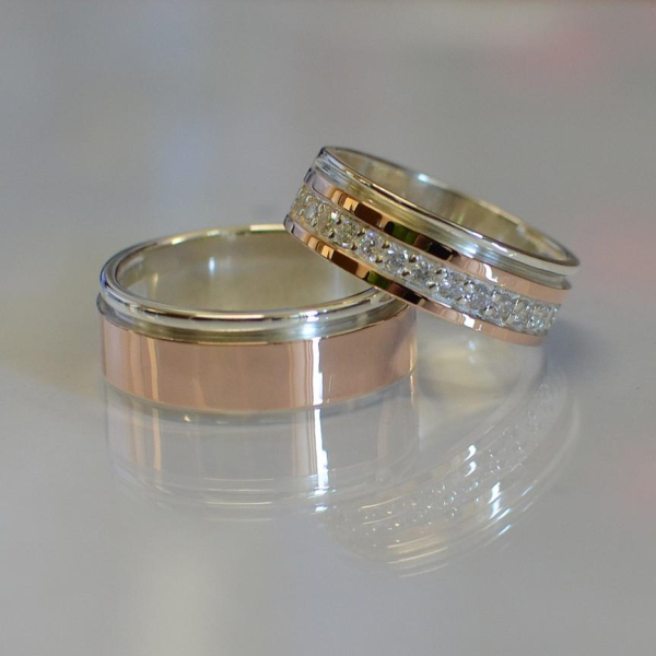 Пара обручок