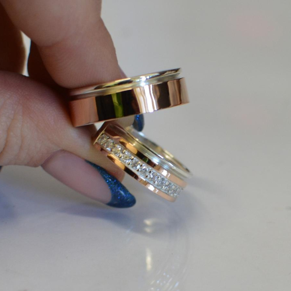 Пара обручок