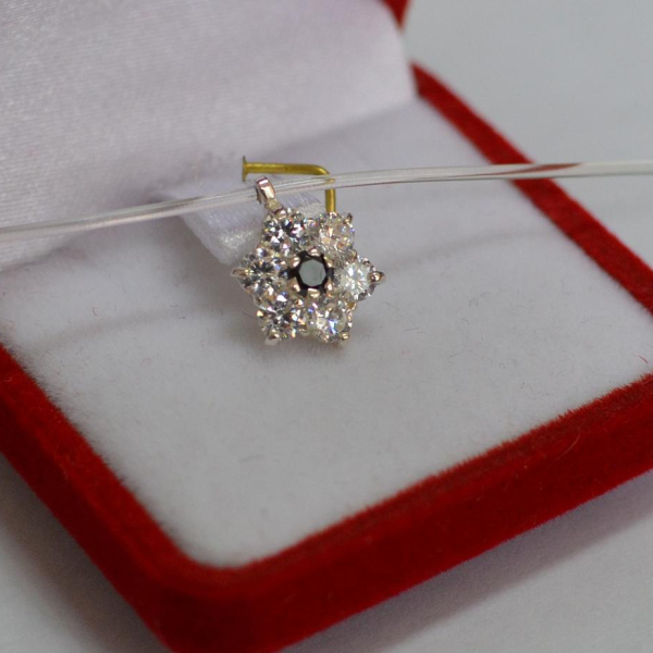 Підвіска на лісці "Ромашка"