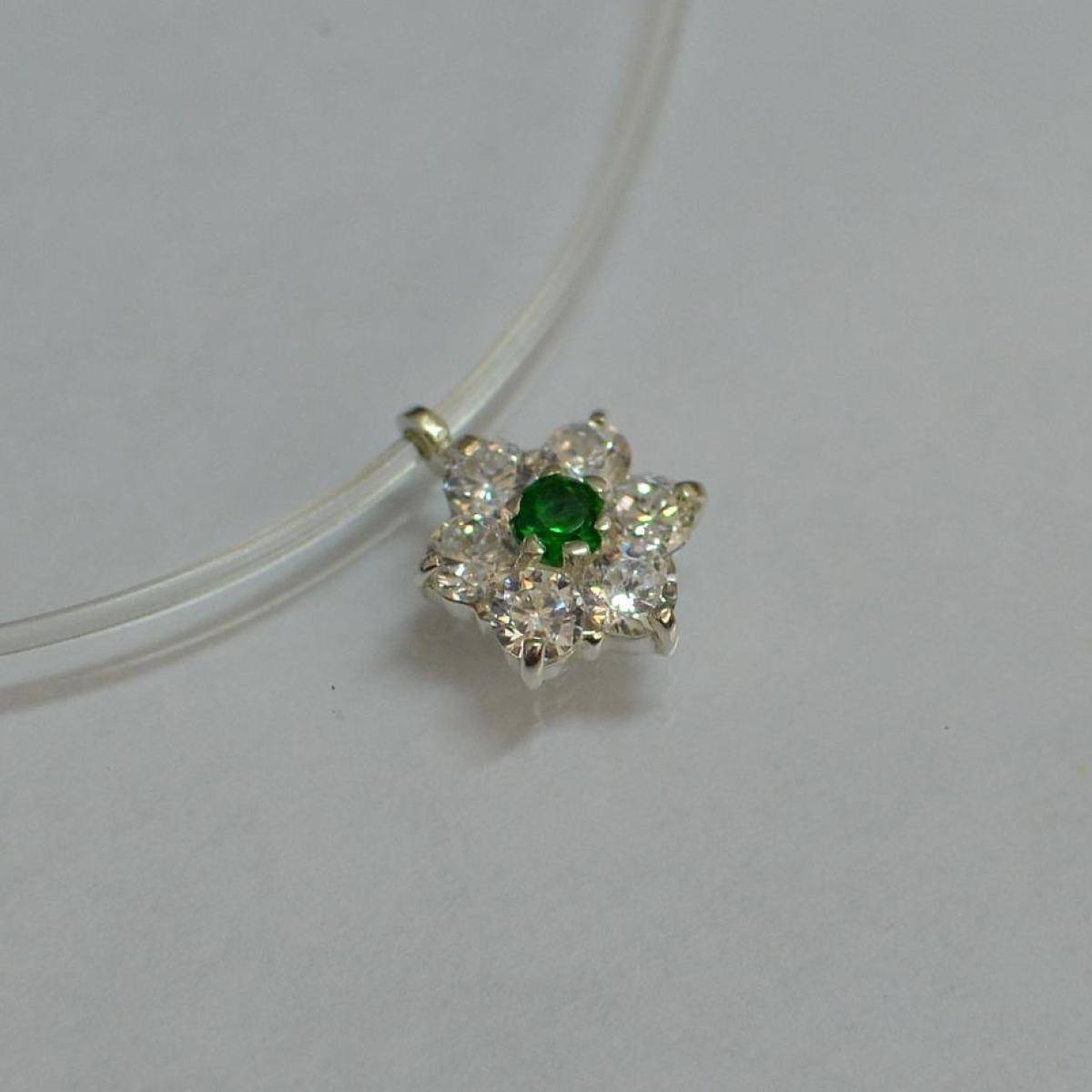 Підвіска на лісці "Ромашка"