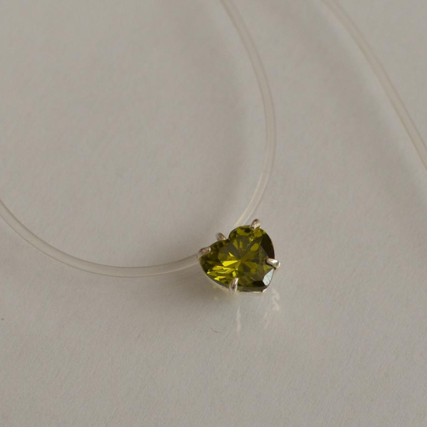 Підвіска срібна серце на лісці