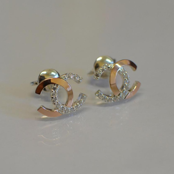 Сережки гвоздики