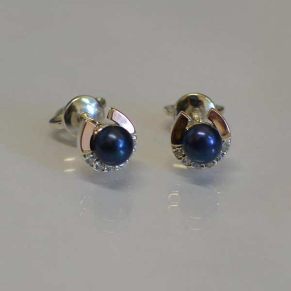 Сережки гвоздики з жемчугом